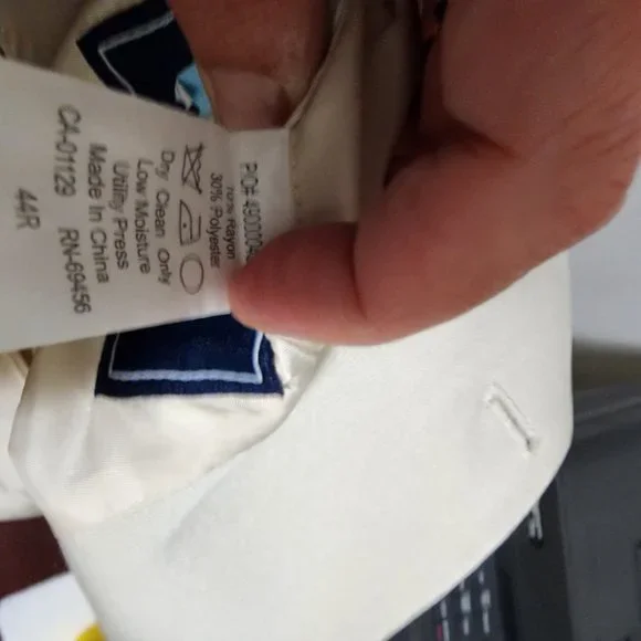 Men's off white suit - Picture 4 of 4